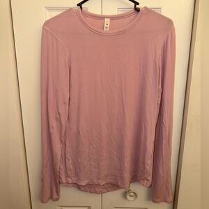🔴lululemon athletica Light Pink Long-Sleeve Crew Top
